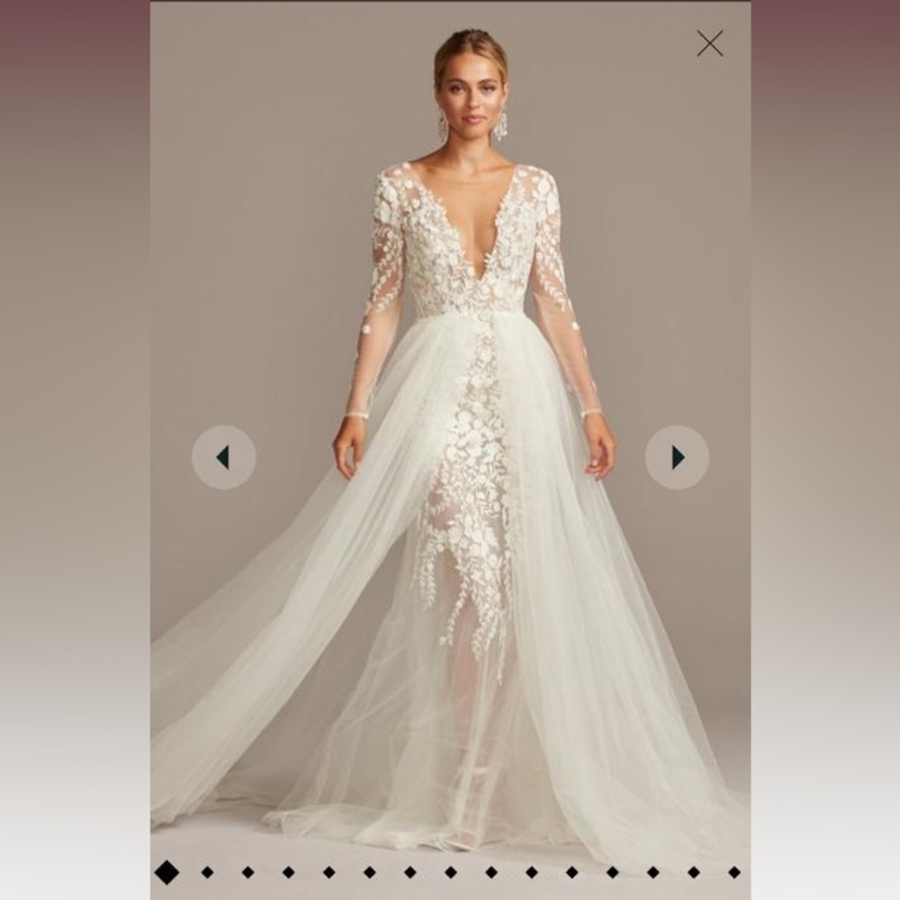 David bridal Wedding dress , size 2